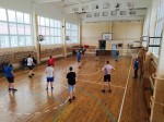В рамках дня здоровья в школе прошли соревнования по волейболу.