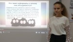 Классные часы на темы: &laquo;Неформалы: за и против&raquo;, &laquo;Подростковые группировки: мир и реальность&raquo;.