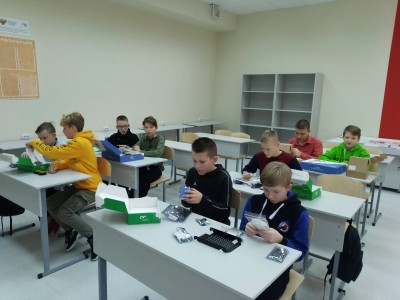 Занятие по робототехнике