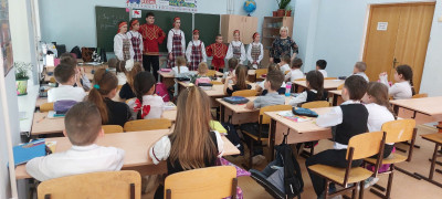 7 апреля в ГБОУ ООШ № 2 состоялся концерт &laquo;На зелёном лугу&raquo;